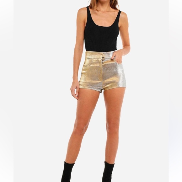 Dolce & Gabbana NWT Gold Metallic Hottie Shorts Size  38 - Picture 1 of 15